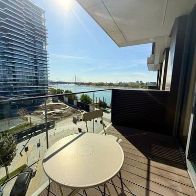 Alquiler de un espacioso apartamento de 2 habitaciones, 60 m², BW Residences, Belgrado, Serbia